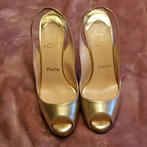 Christian louboutin peep toe heels